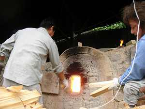 大川内山の登り窯　窯焚き・・第３章