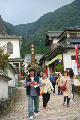 『伊万里・春の窯元市』　春爛漫