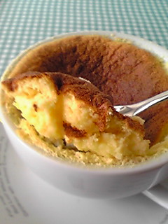 またスフレケーキ作ってみた♪ちと失敗…