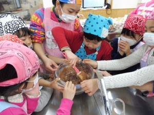 ◎子ども料理教室～チョコレート作り～