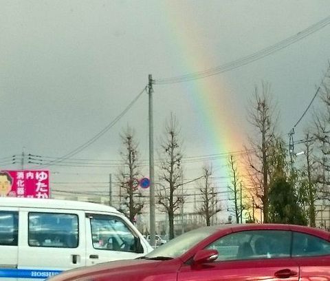 昨日は、虹がかかっていました。
