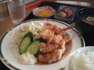 ランチは500円 (^-^)v!!