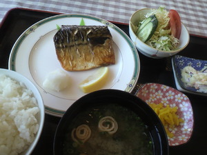 焼き魚定食の五百円ランチです♪(^_^)v