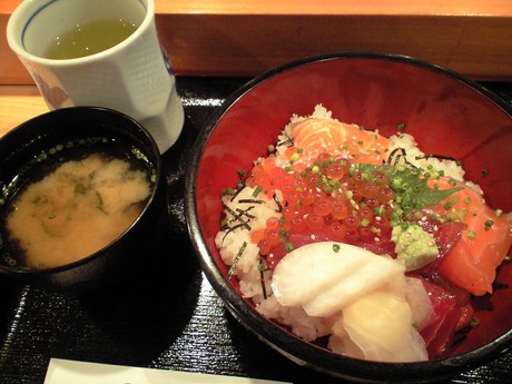三色丼@鮨健
