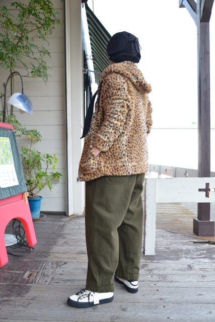 『ミリタリーライナーオーバーオール』。ヾ(❀╹◡╹)ﾉﾞ